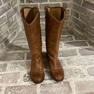 Frye Melissa button 8.5